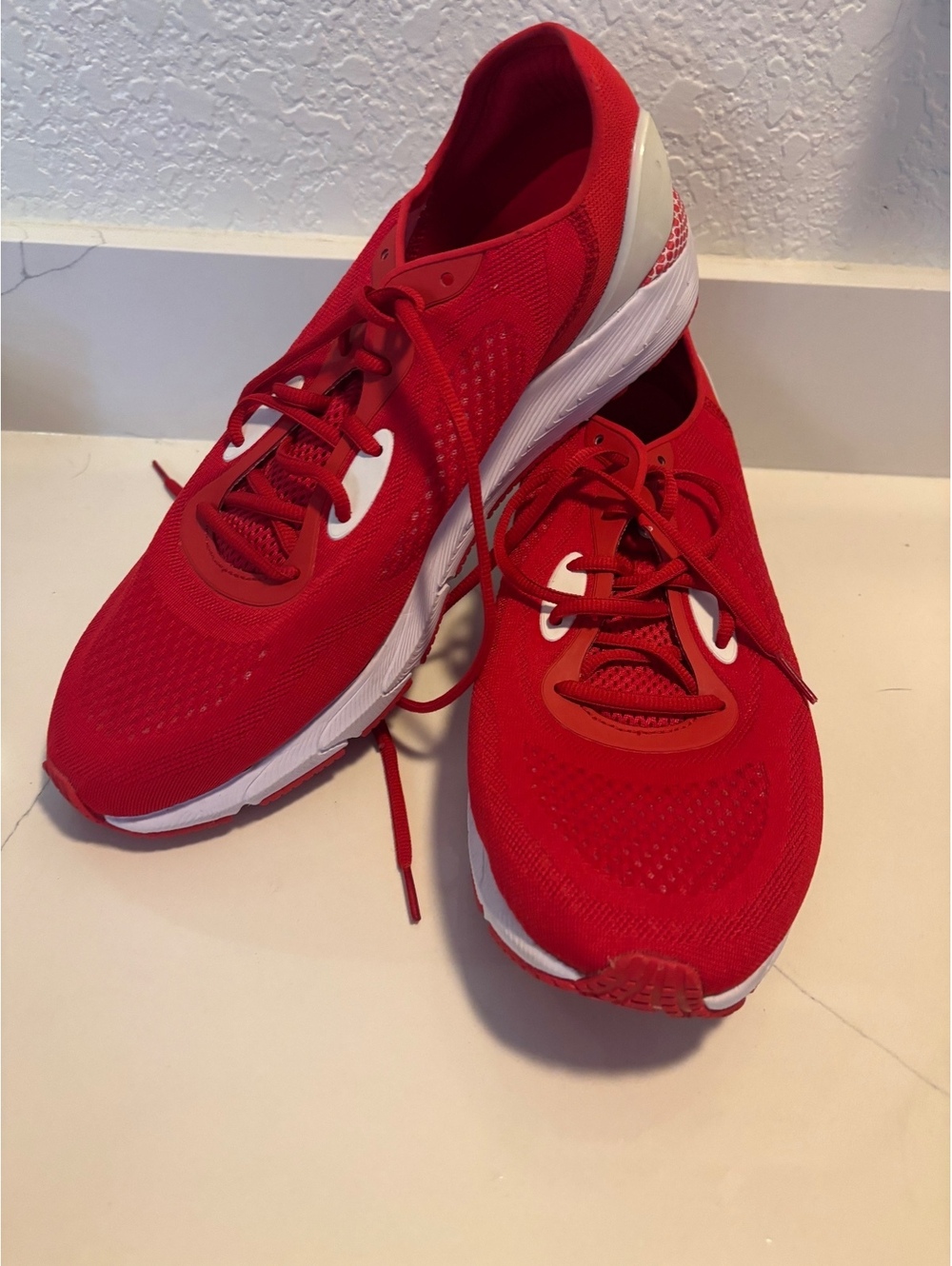 Under Armour Men's Size 14 HORV Sonic Athletic Running Shoes